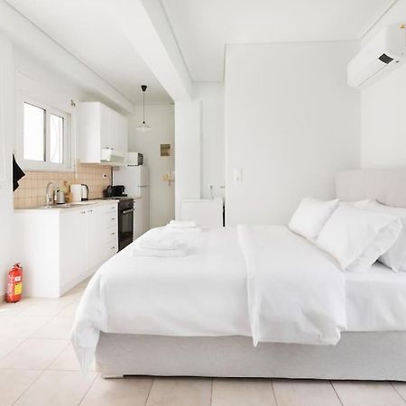 Adorable Sunny Studio With Private Balcony I Atene Esterno foto